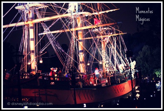 barco pirata de fantasmic