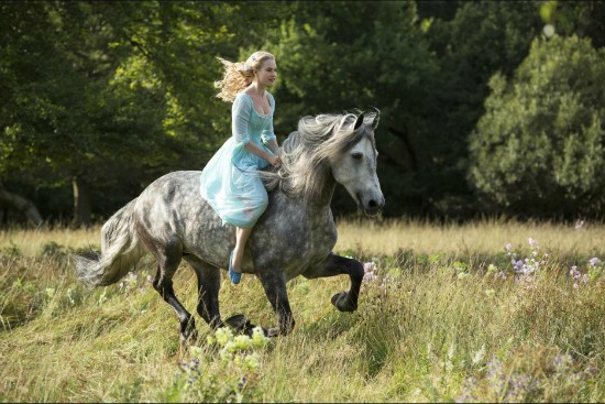 Cinderella a caballo
