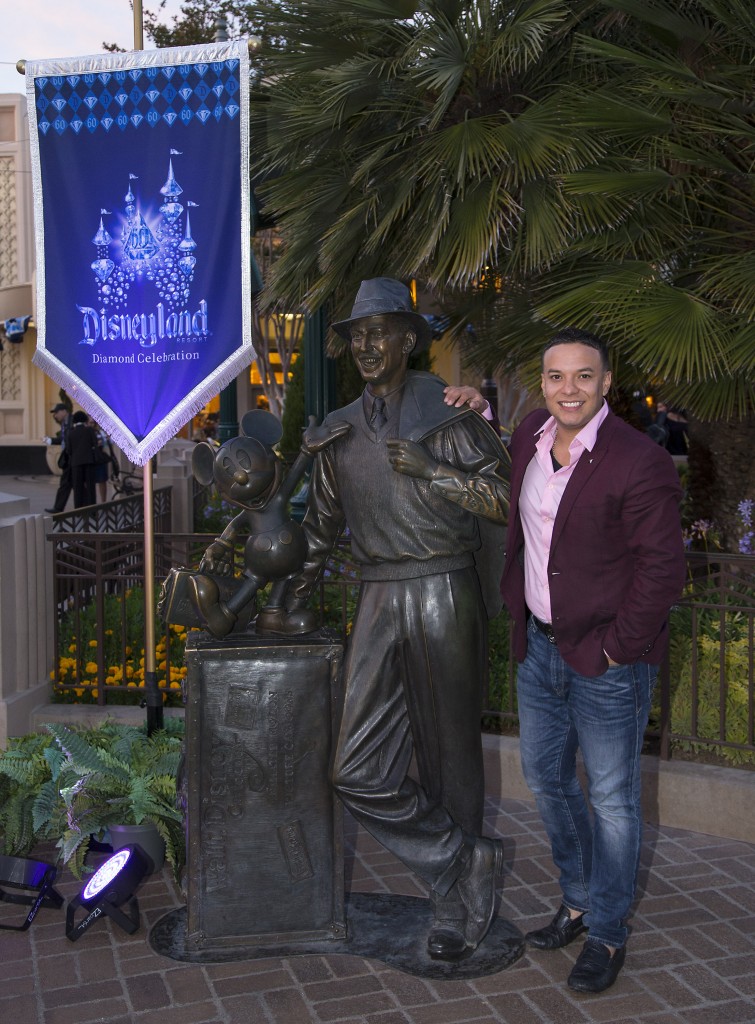 Lorenzo Mendez en Disneylandia