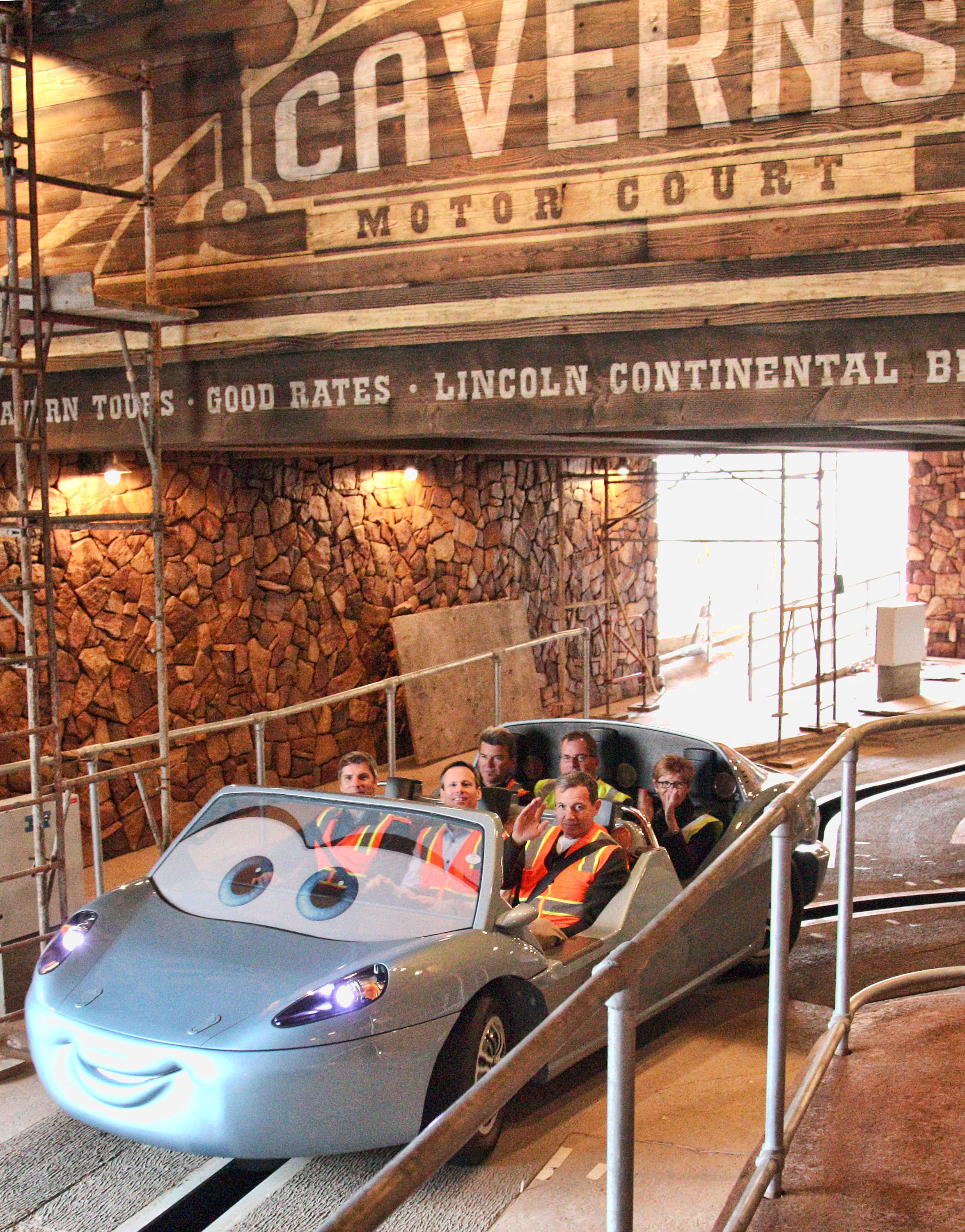 Tsum Tsum Land Radiator Spring Racers Radiator Springs Racers {Video}